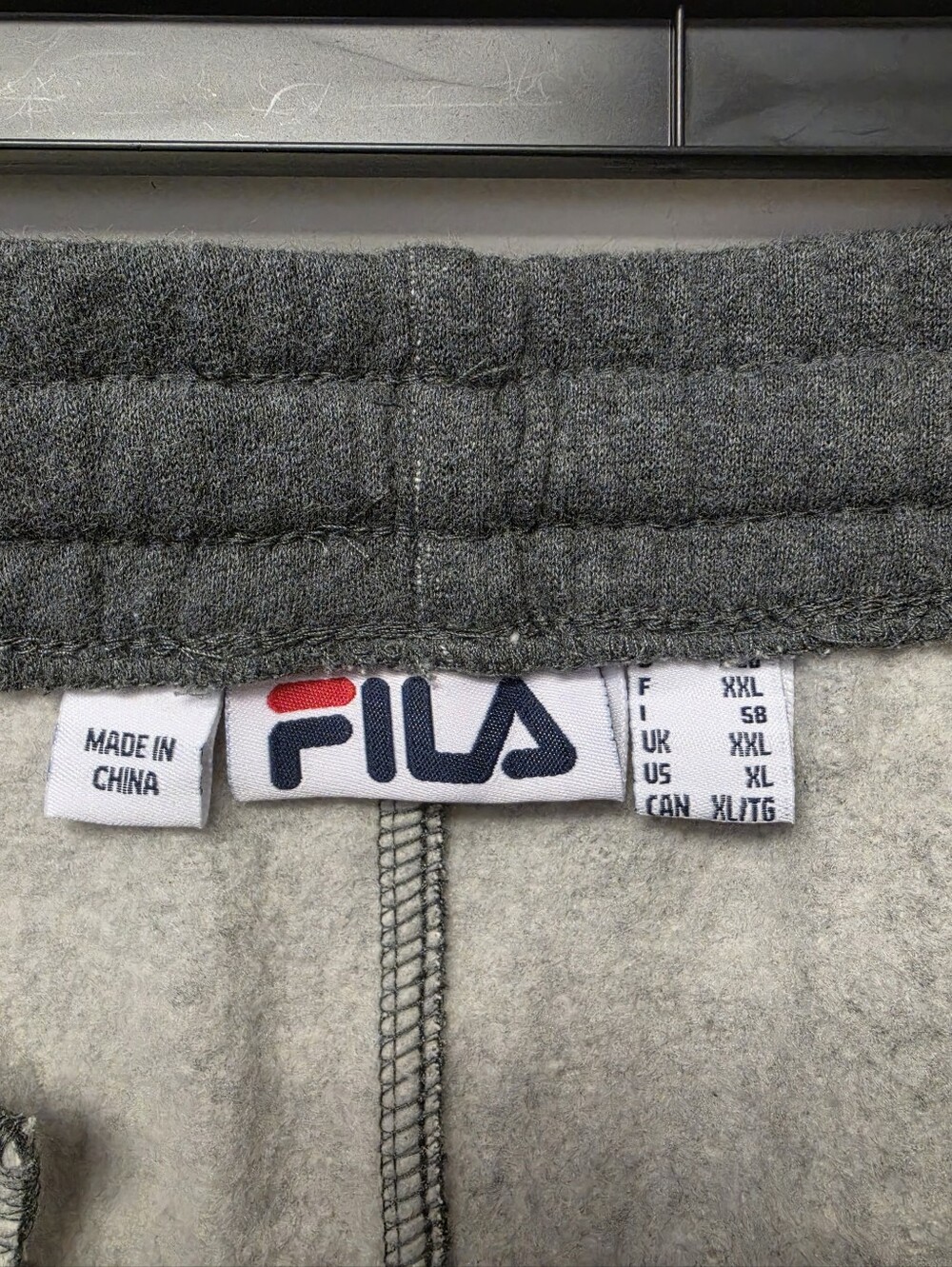 FILA Fleece Jogger Pants Elastic Cuff Sweatpants Charcoal Gray XL - Picture 6 of 9